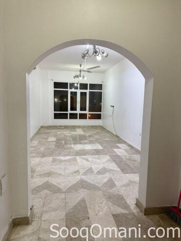 For rent an excellent apartment in an excellent location in Al Khoud on Al Sadd Street, near Al Afak Hotel Apartments and Fikra Library