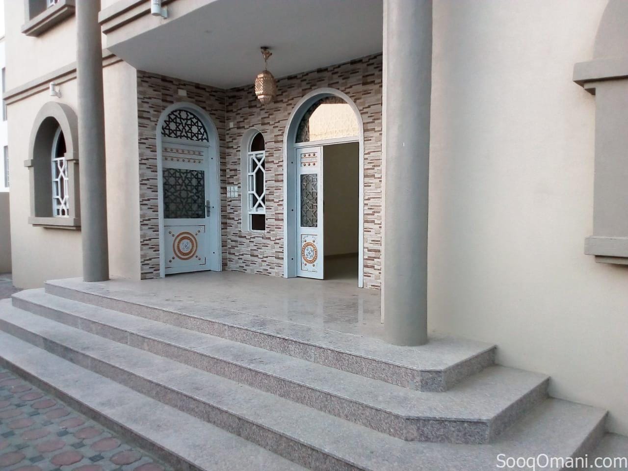 Private accommodation for girls in Al Maabilah South
