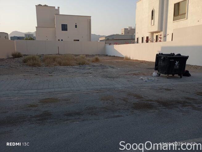 Residential land for sale in the first Amerat Heights
