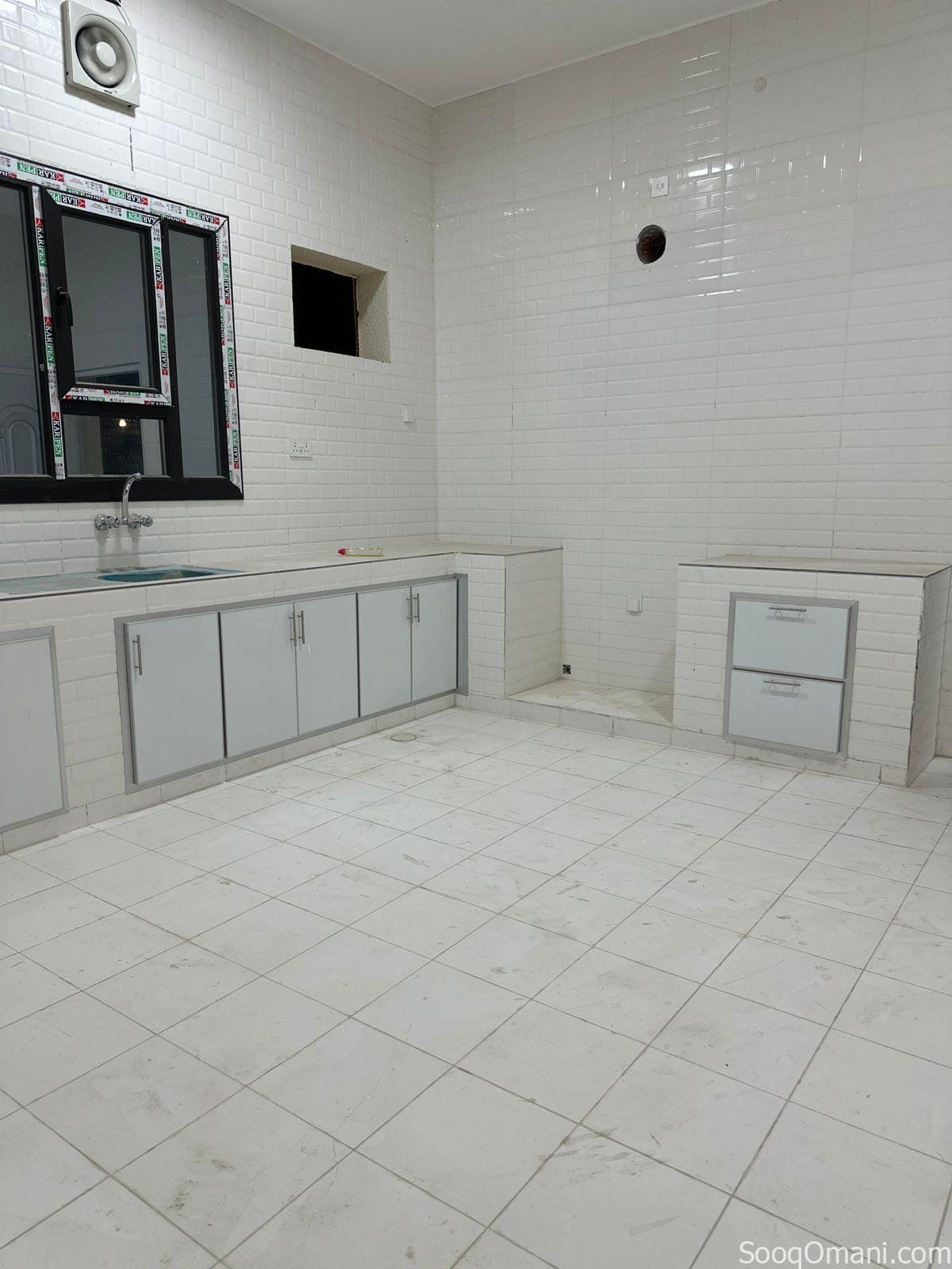 Villa for sale in Barka Al-Qurayhat