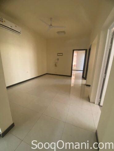 Excellent apartment for rent in South Maabela on Al Noor Street in Al Rahba neighborhood near Al Sahabi Abdullah Mosque