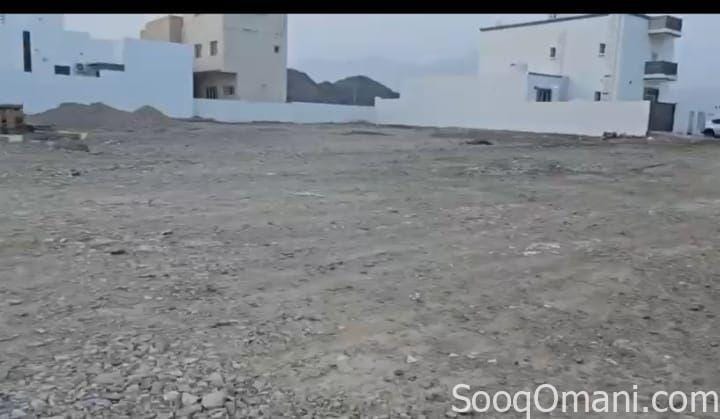 للبيع ارض سكينة في مدينة النهضة مربع 18 سوبر كورنر