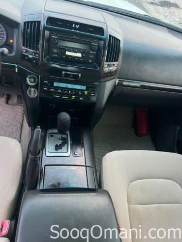 Land Cruiser 2011 model