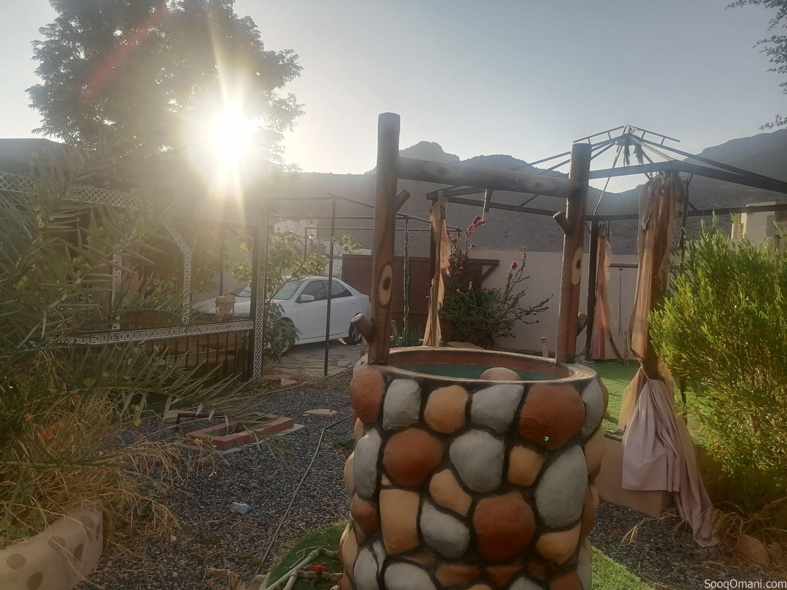 بيع استراحة مع شقة حي التراث قريبة شارع قار والخدمات جمعيا