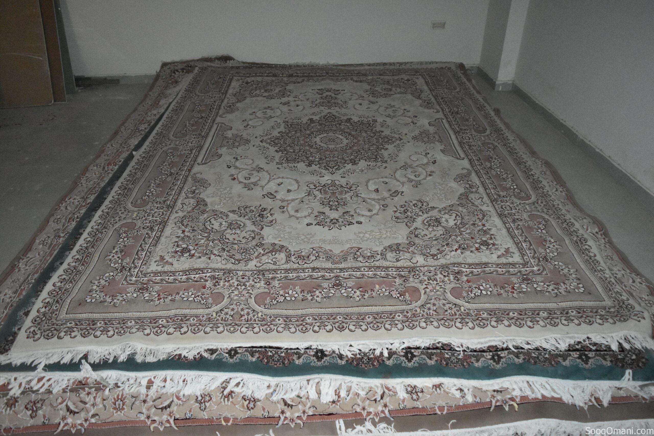 عرض الصاعقة: سجاد إيراني (9 متر) بنصف السعر! 21.99 ريال فقط! SHOCK SALE: Iranian Carpet HALF PRIC