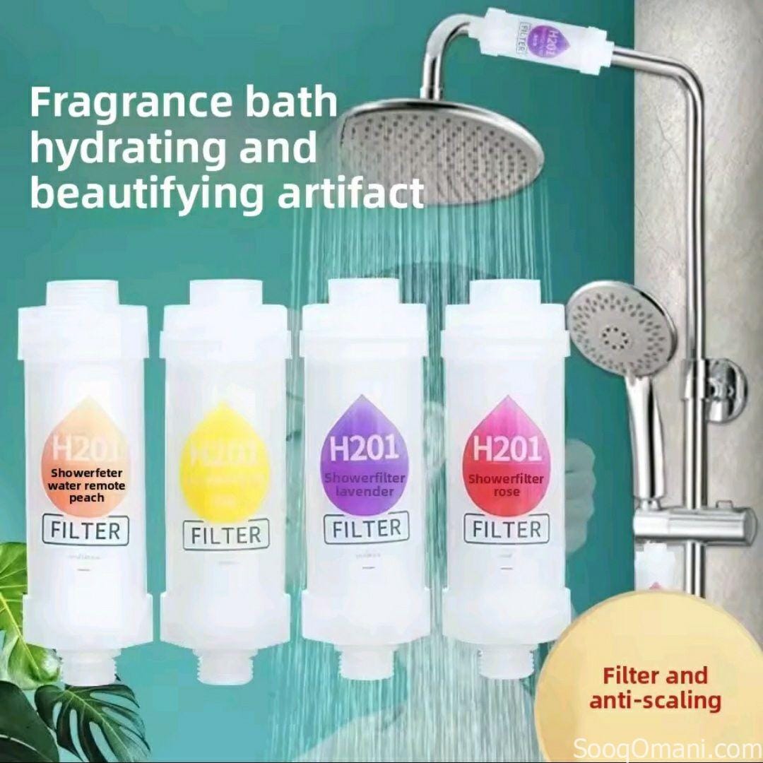Shower filter with pleasant scents, water purifier and chlorine removal