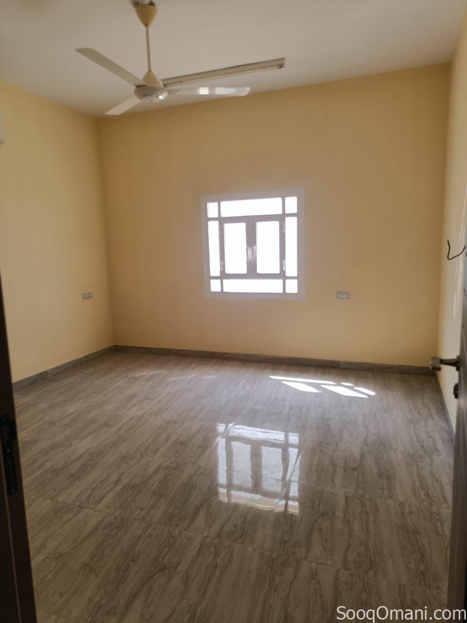 Rooms for monthly rent