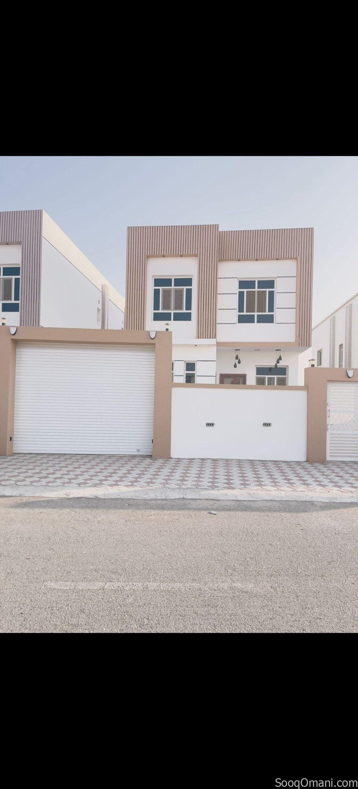 للبيع توين فيلا في بركاء الرميس شمال