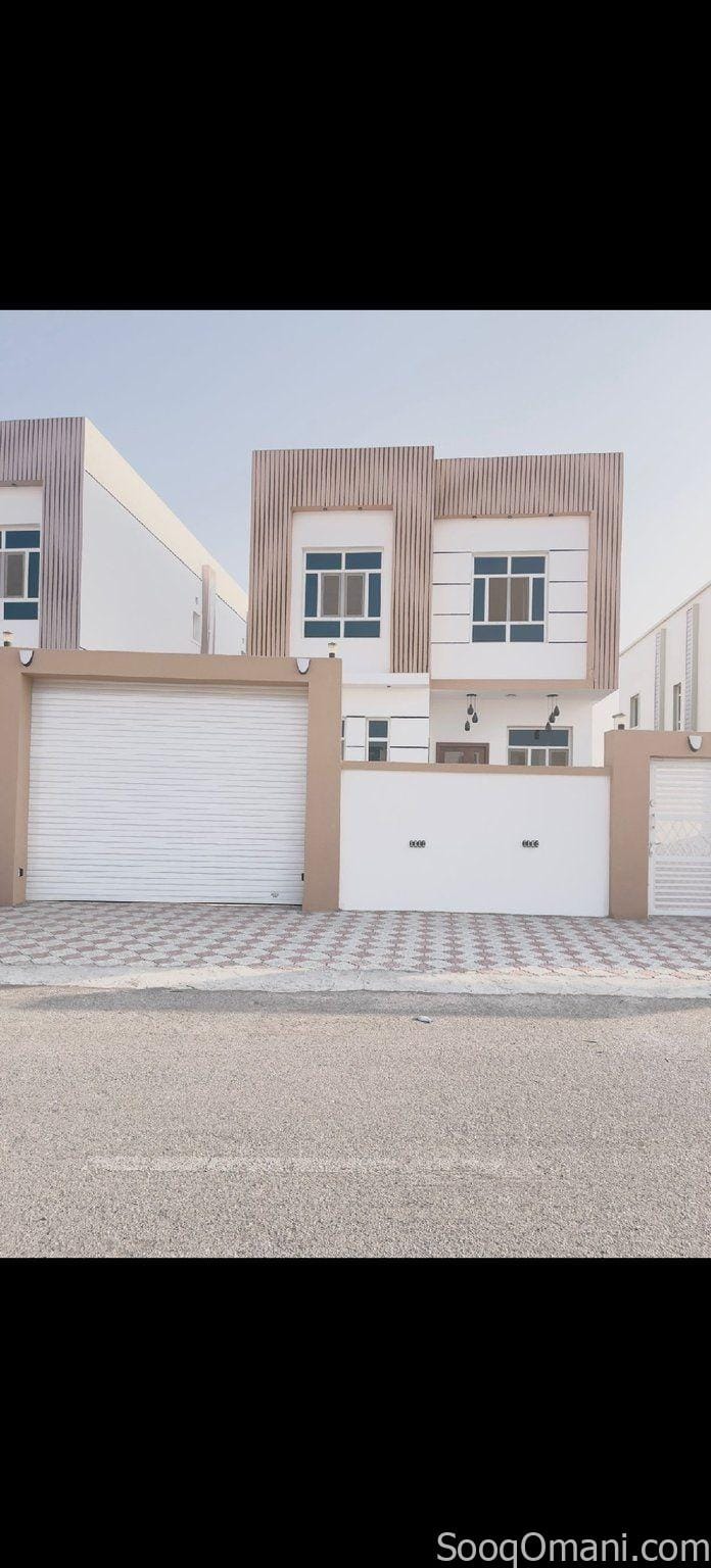 للبيع توين فيلا في بركاء الرميس شمال