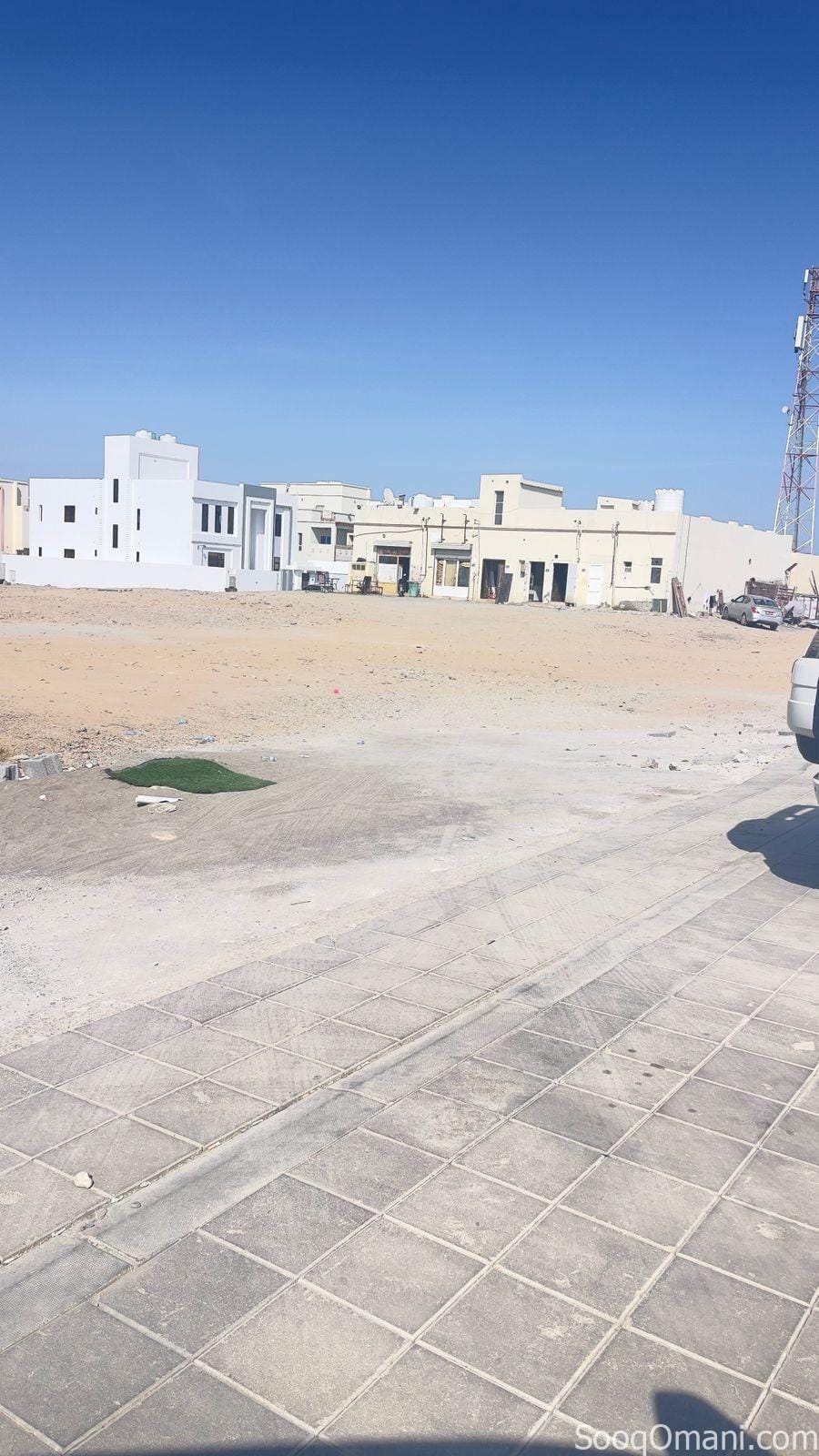 للبيع ارض سكنية في موقع حيوي في المعبيلة