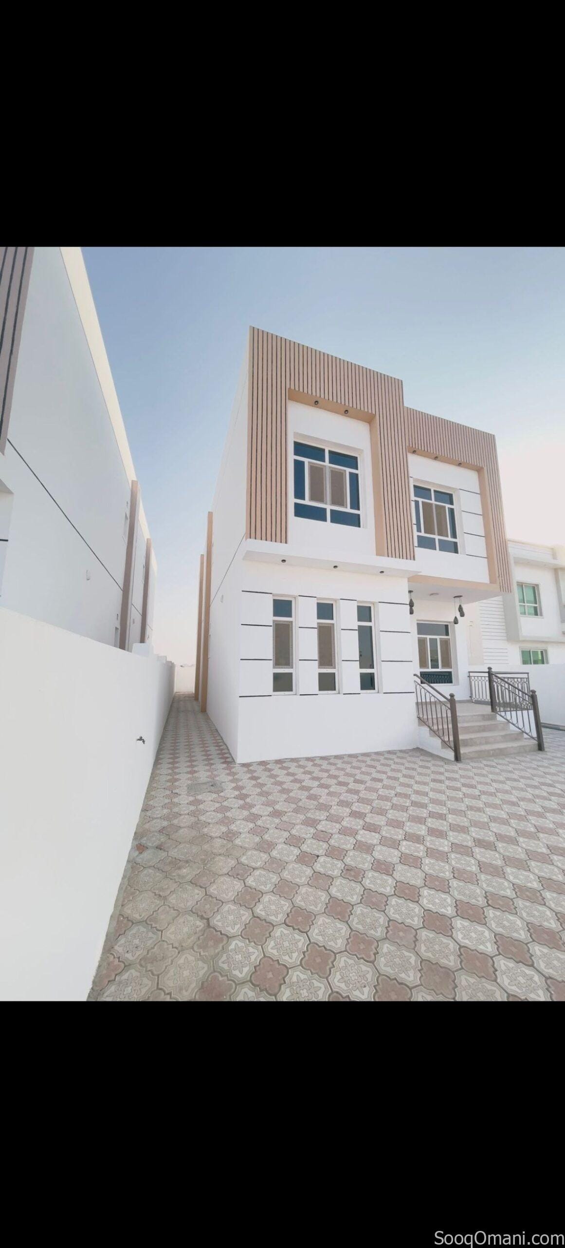 للبيع توين فيلا في بركاء الرميس شمال