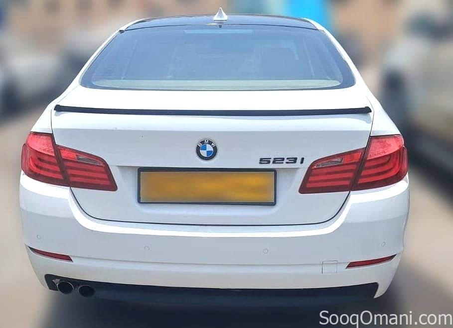 2011 BMW 5 SERIES 523