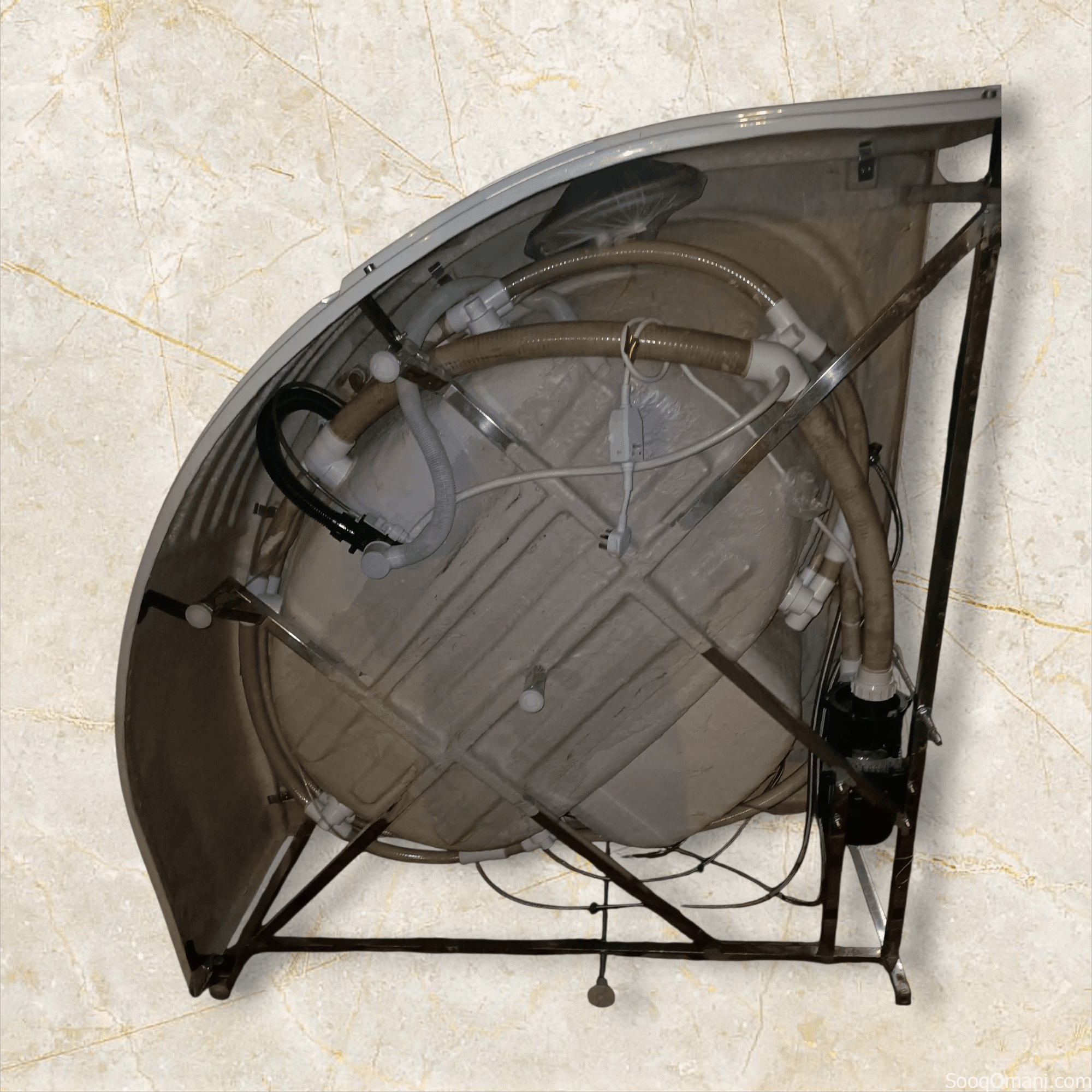 حوض جاكوزي لشخصين