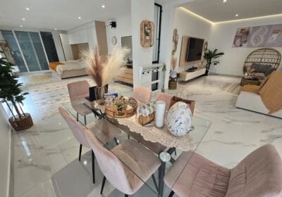 0CF8C68D-39D9-4005-82AA-A187467F1ADC