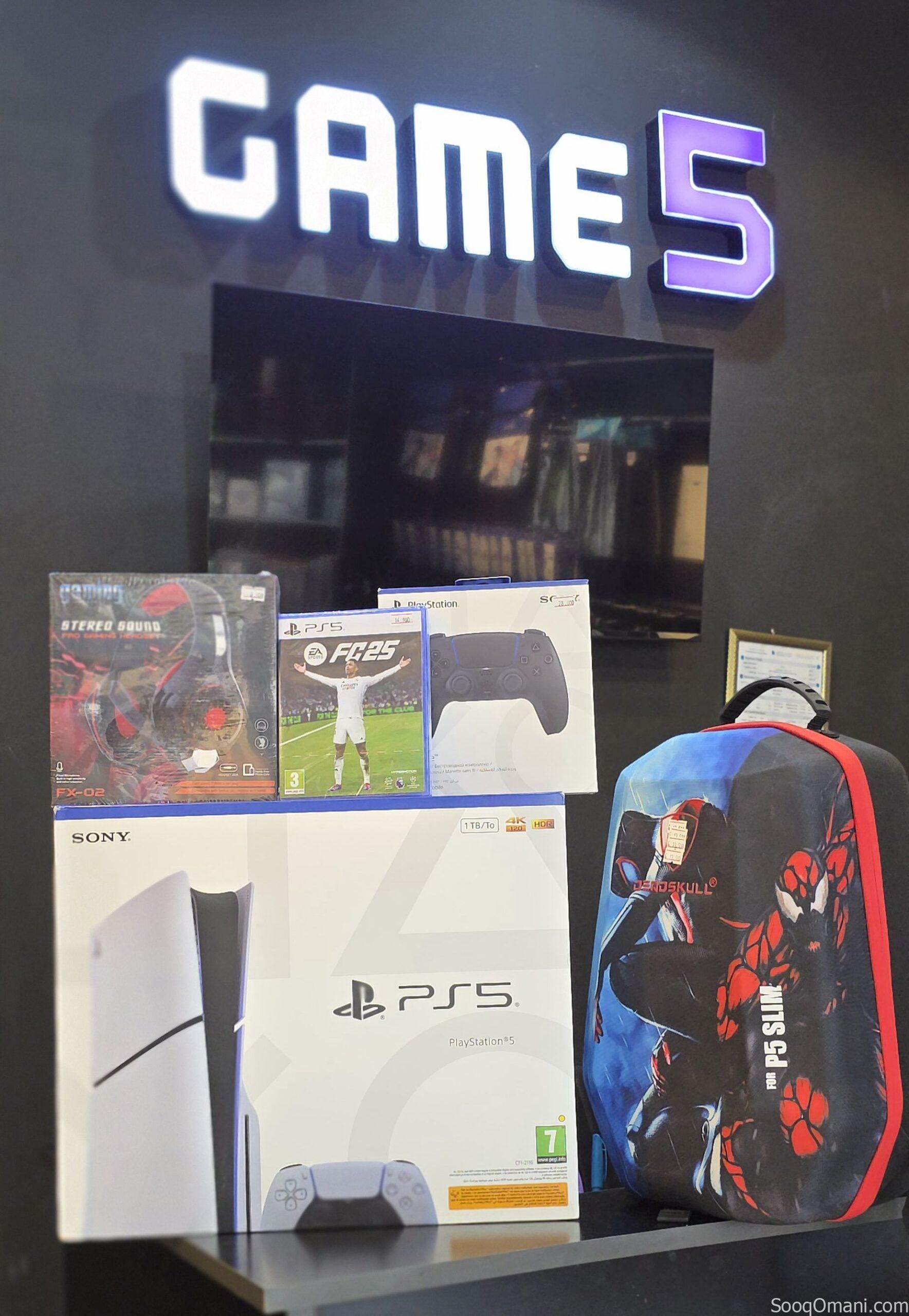 بلايستيشن 5 سليم (نسخة الأقراص) 1 تيرا + جهاز تحكم إضافي + لعبة FC25 + سماعة رأس + حقيبة ضمان استب