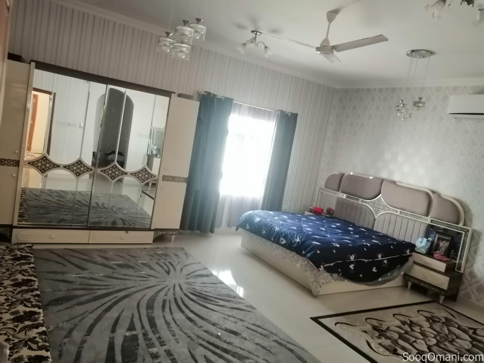 للبيع منزل ف العامرات السادسه من المالك مباشرة