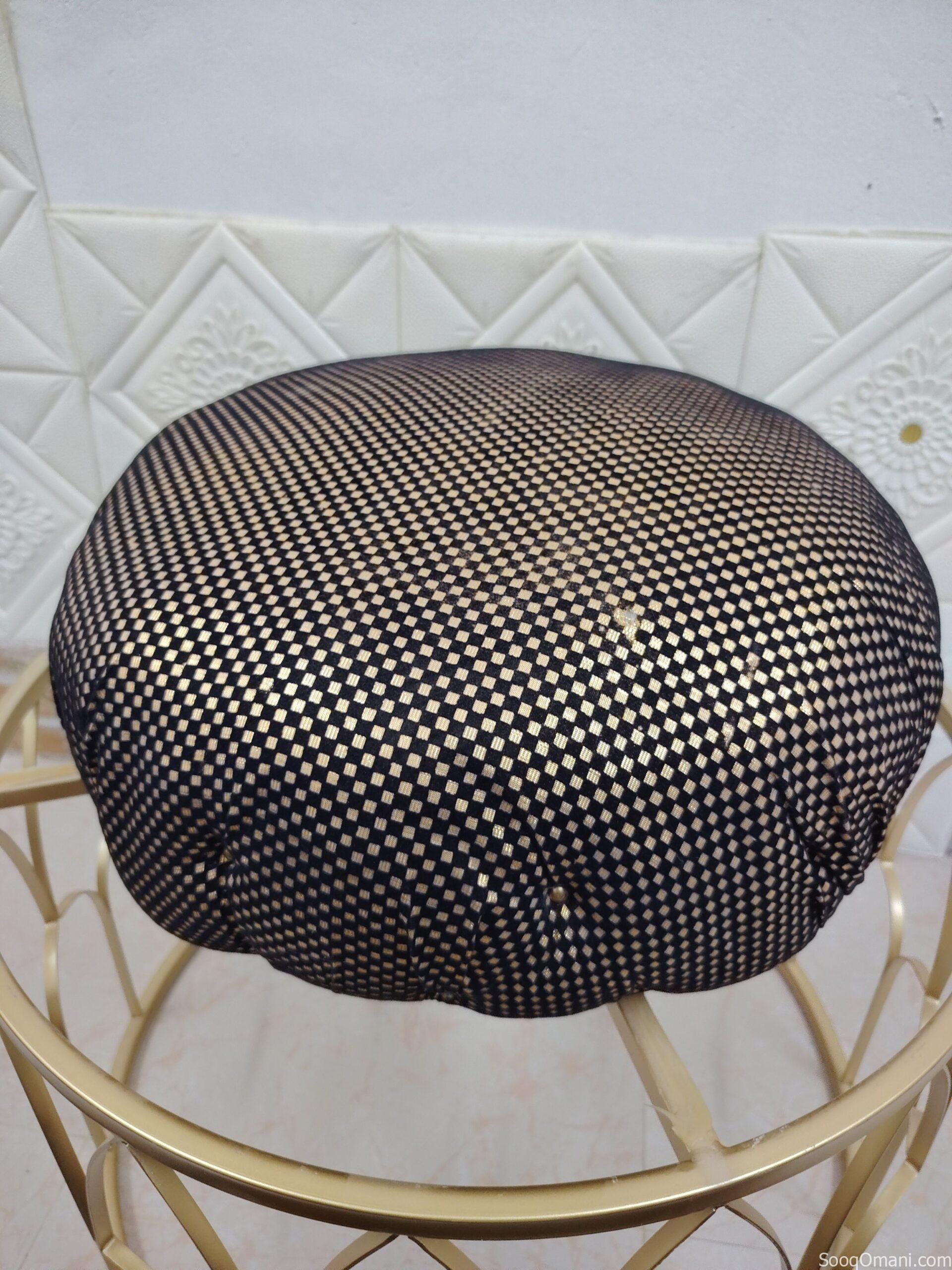 Round cushions, beautiful for picnics, rest areas, and home gardens