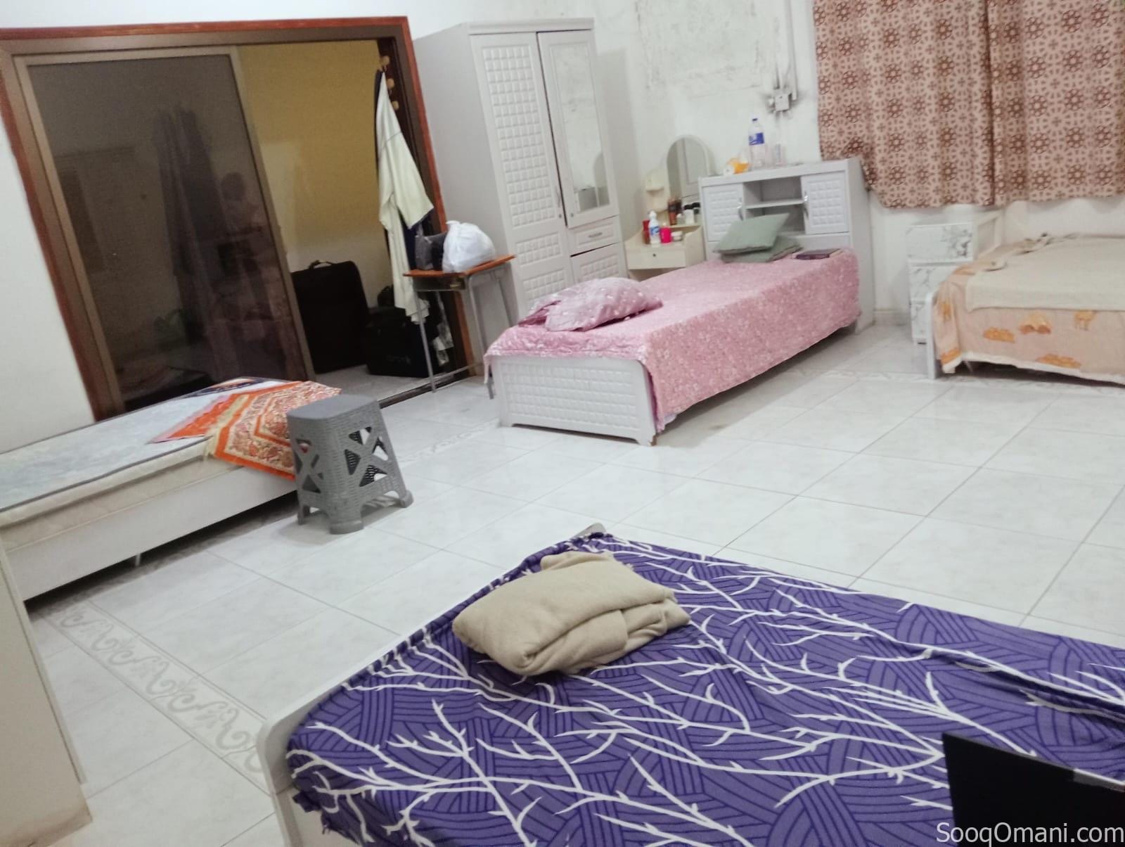 منزل للبيع في الخوض