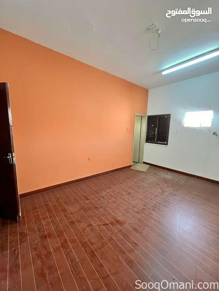 شقة للإيجار في الحمرية