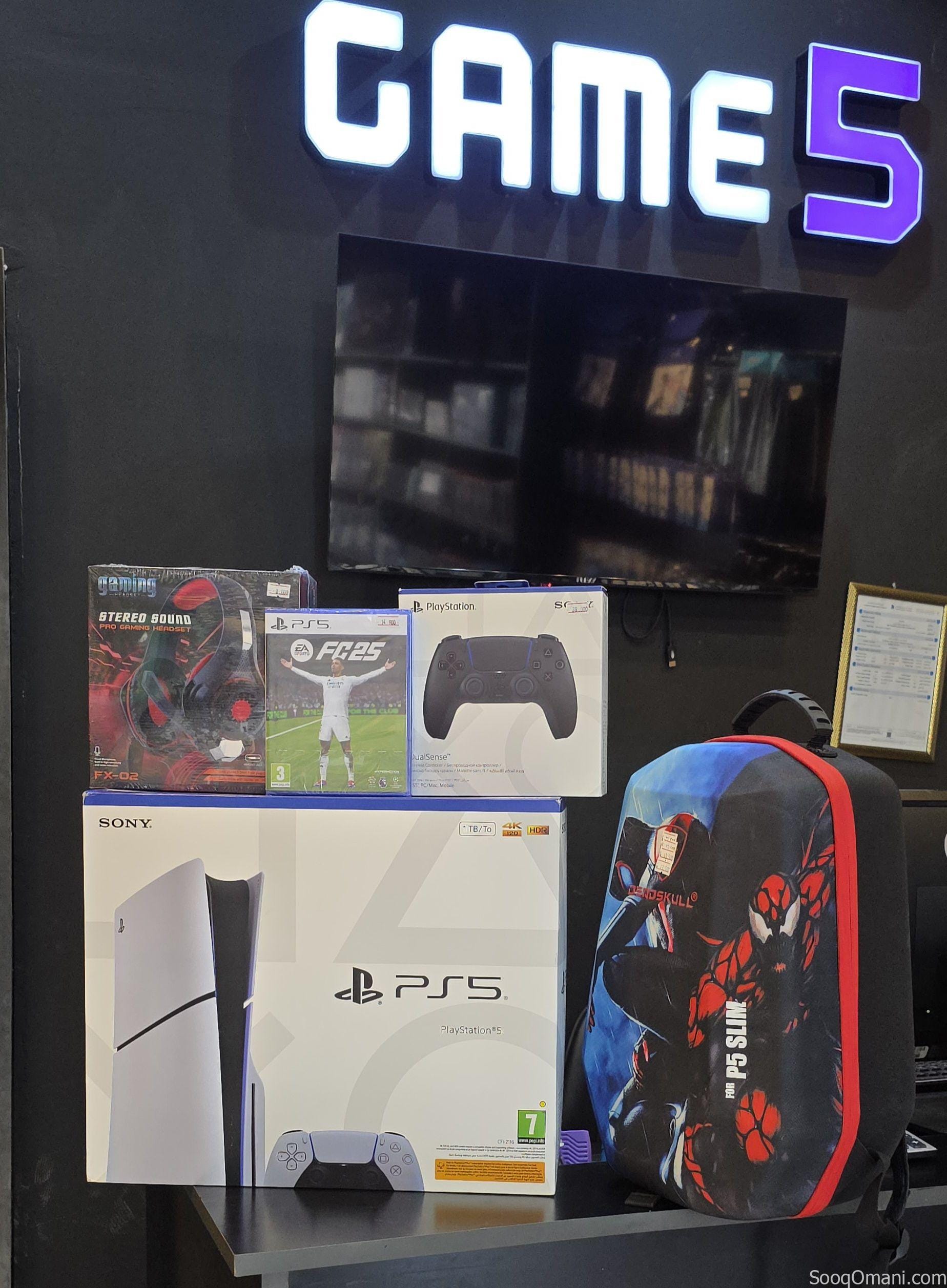 بلايستيشن 5 سليم (نسخة الأقراص) 1 تيرا + جهاز تحكم إضافي + لعبة FC25 + سماعة رأس + حقيبة ضمان استب