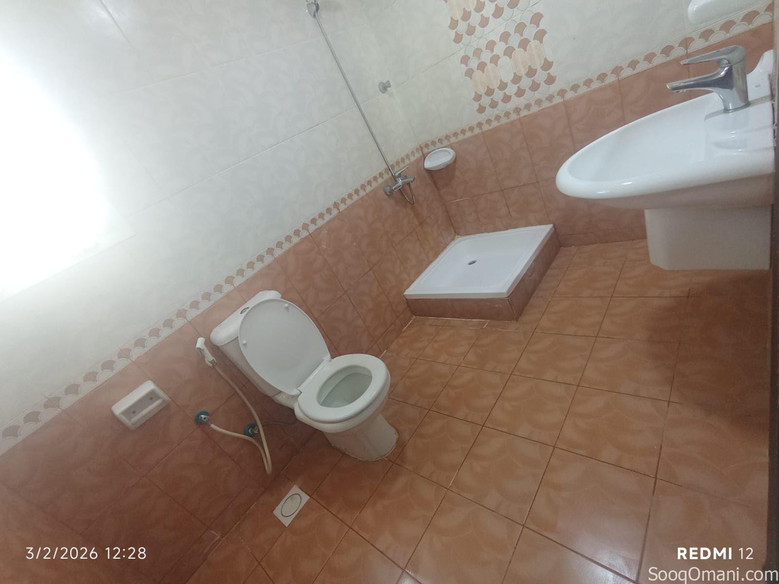 Room for rent in Al Khoudh 6