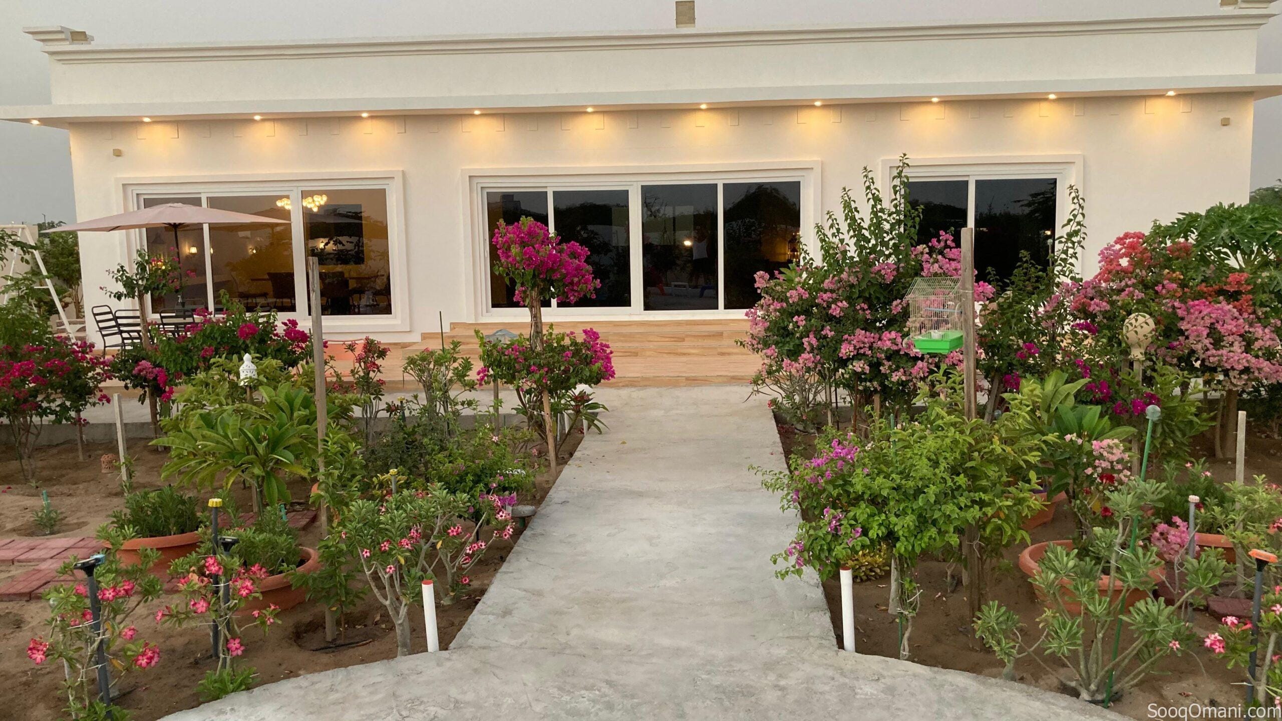  منزل فاخر للإيجار أو استثمار