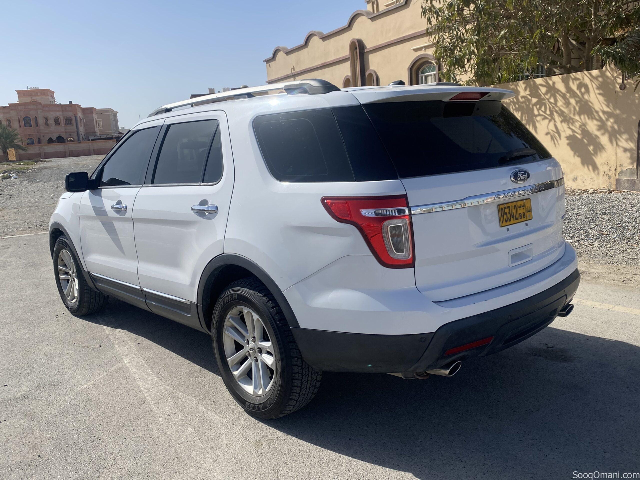 سيارة فورد اكسبلورر 2013 للبيع