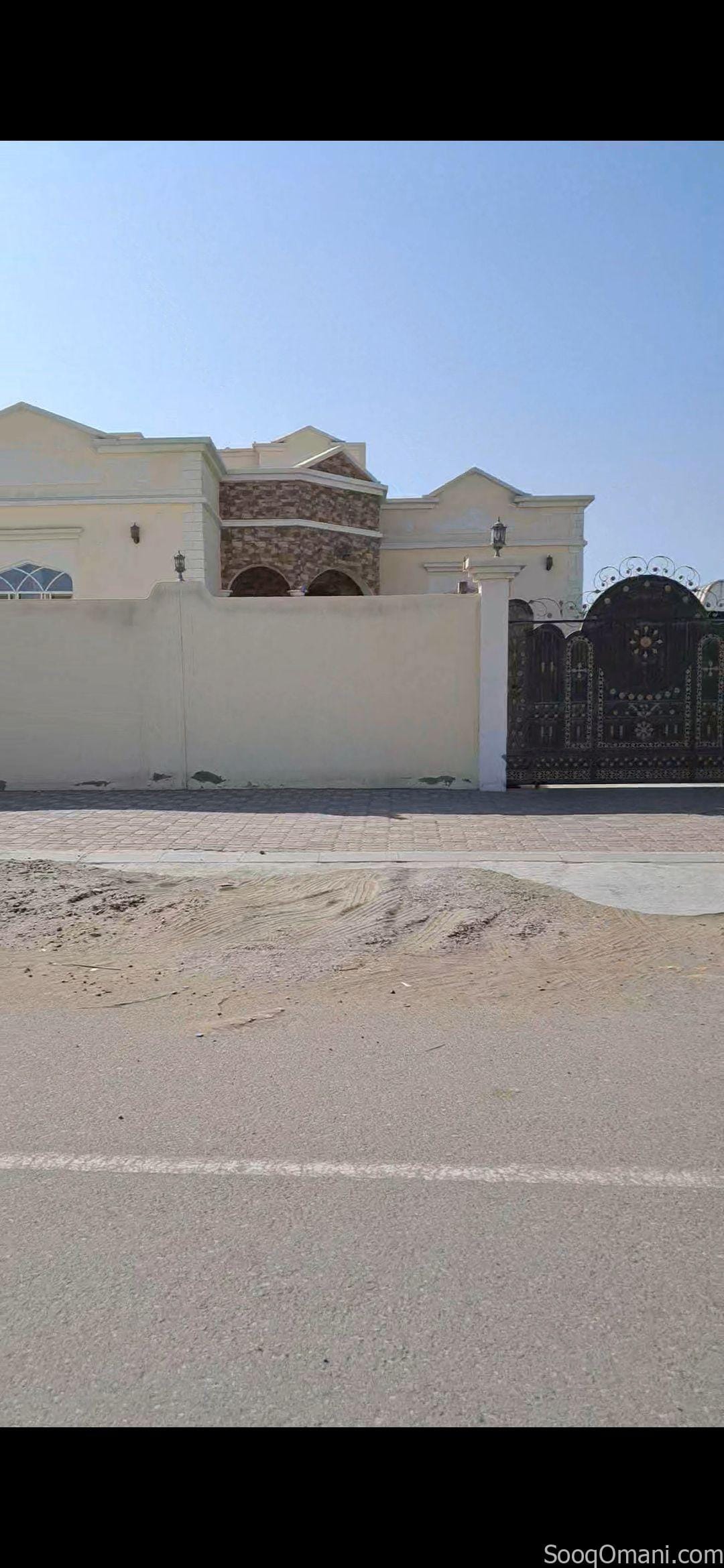 منزل للبيع في ولاية بركاء منطقة ابو محار