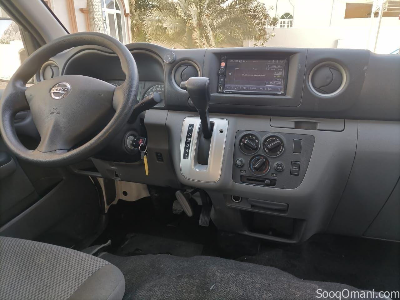 باص نيسان اورفان مديل 2022 للبيع