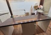 Nail tech table / salon manicure desk