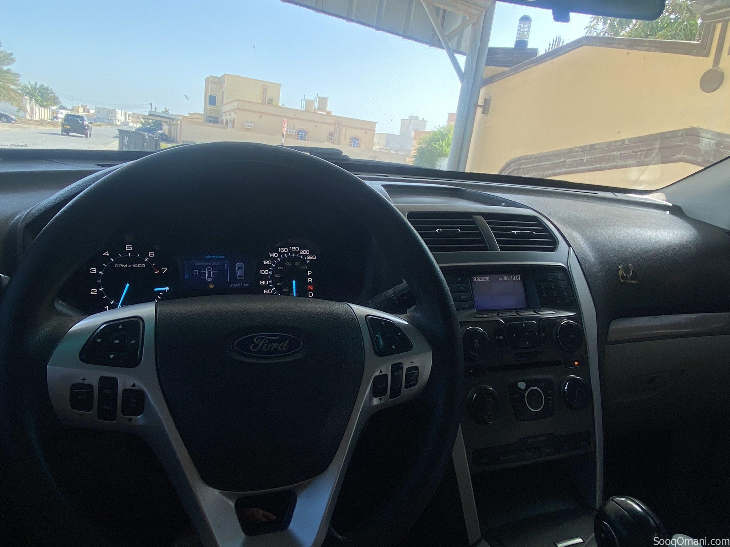 سيارة فورد اكسبلورر 2013 للبيع