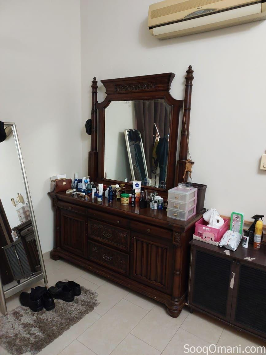 طقم غرفة نوم للبيع