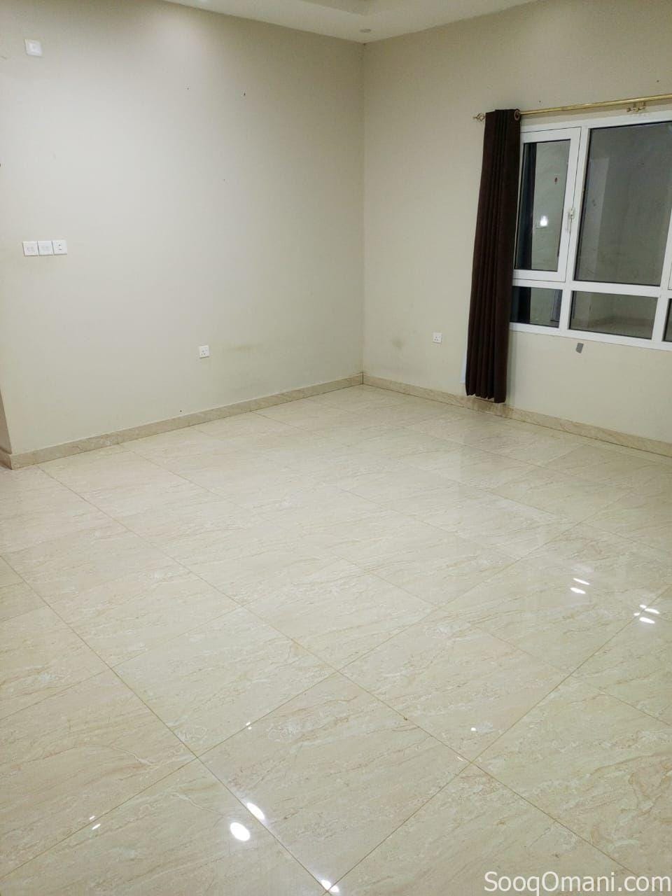 غرفه للايجار ف الخوض السادسة