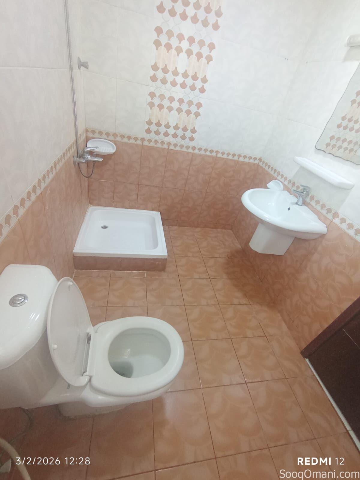 Room for rent in Al Khoudh 6