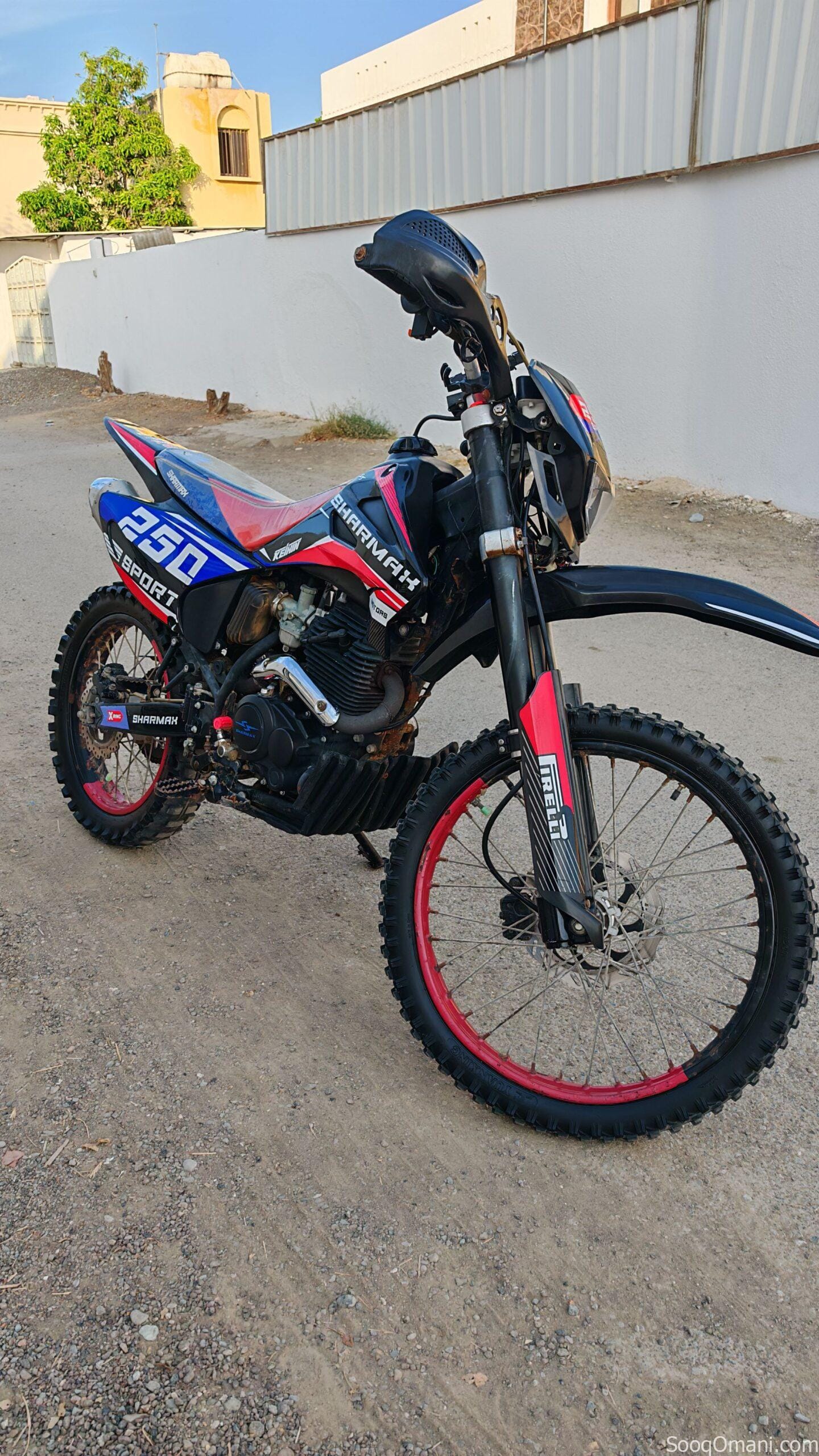 دراجة نارية للبيع