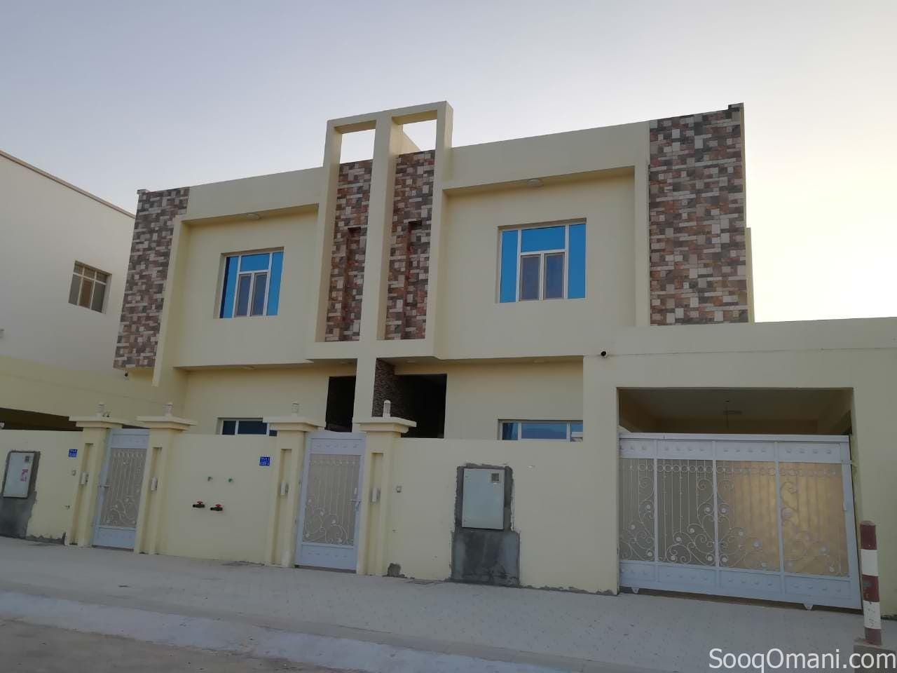 Luxury villa for sale in Bousher Al Awabi, area 421 meters