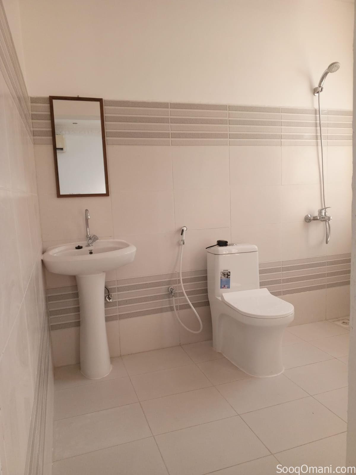 Apartment for rent in Al Maabilah South