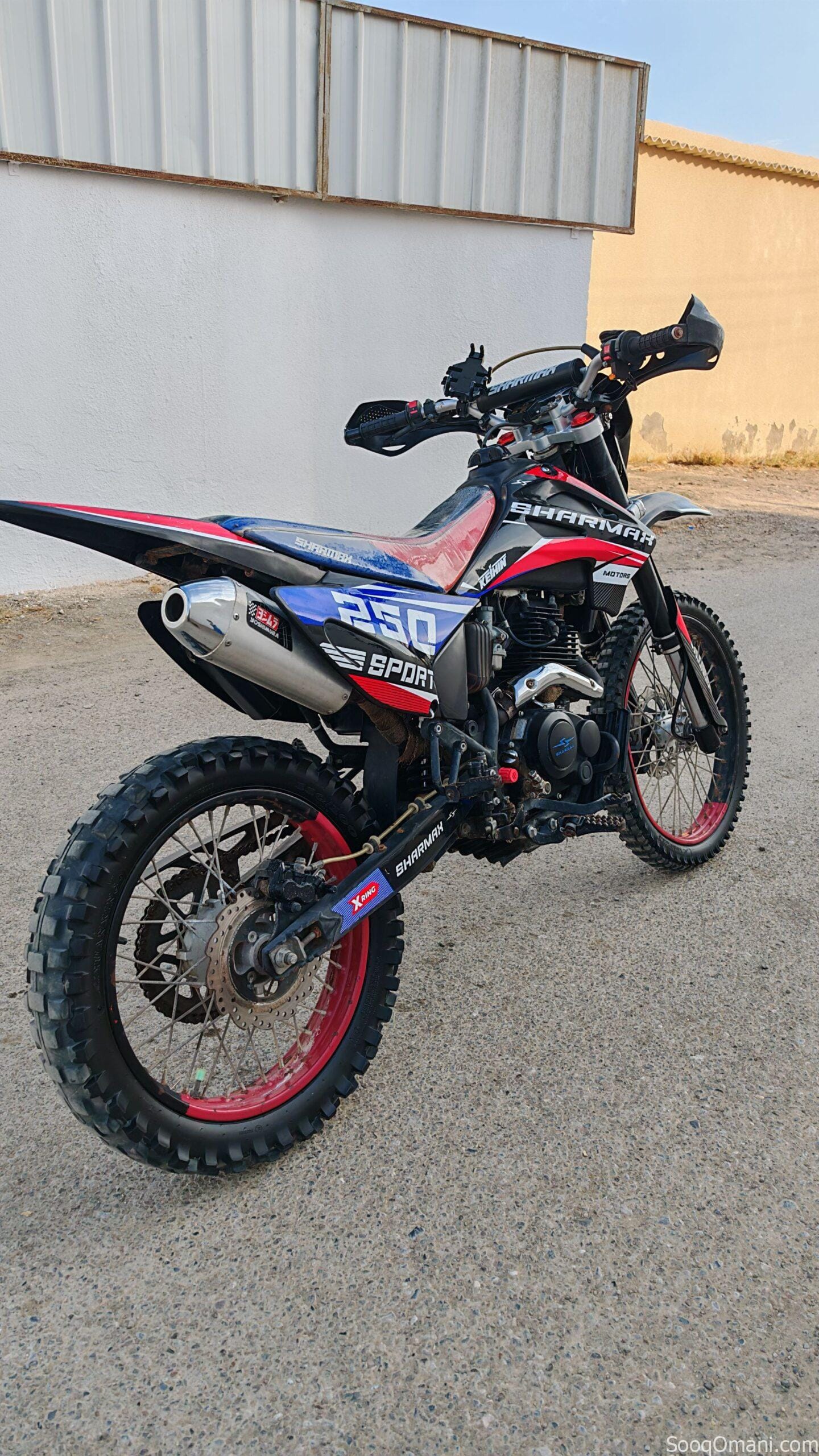 دراجة نارية للبيع