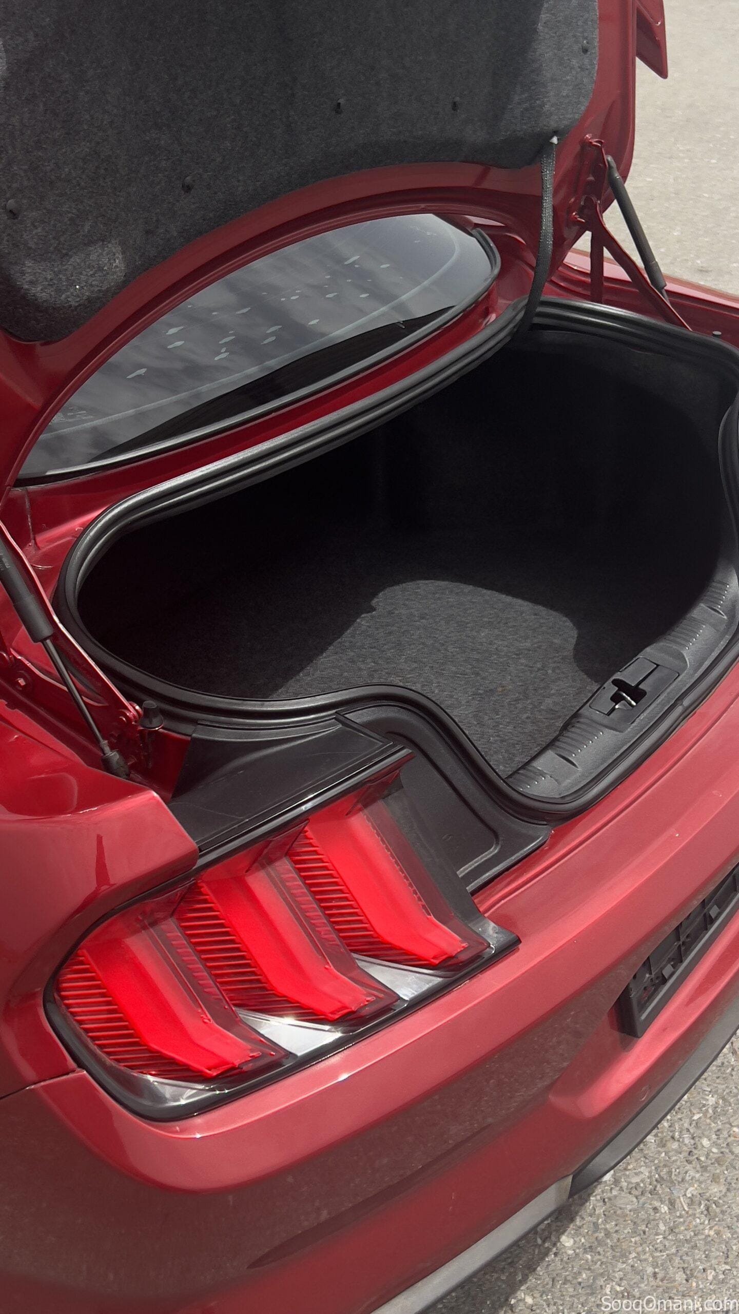 Ford Mustang GT 5.0 2020 باحدث خفيف وايرباجات الوكاله والشاصي سليم