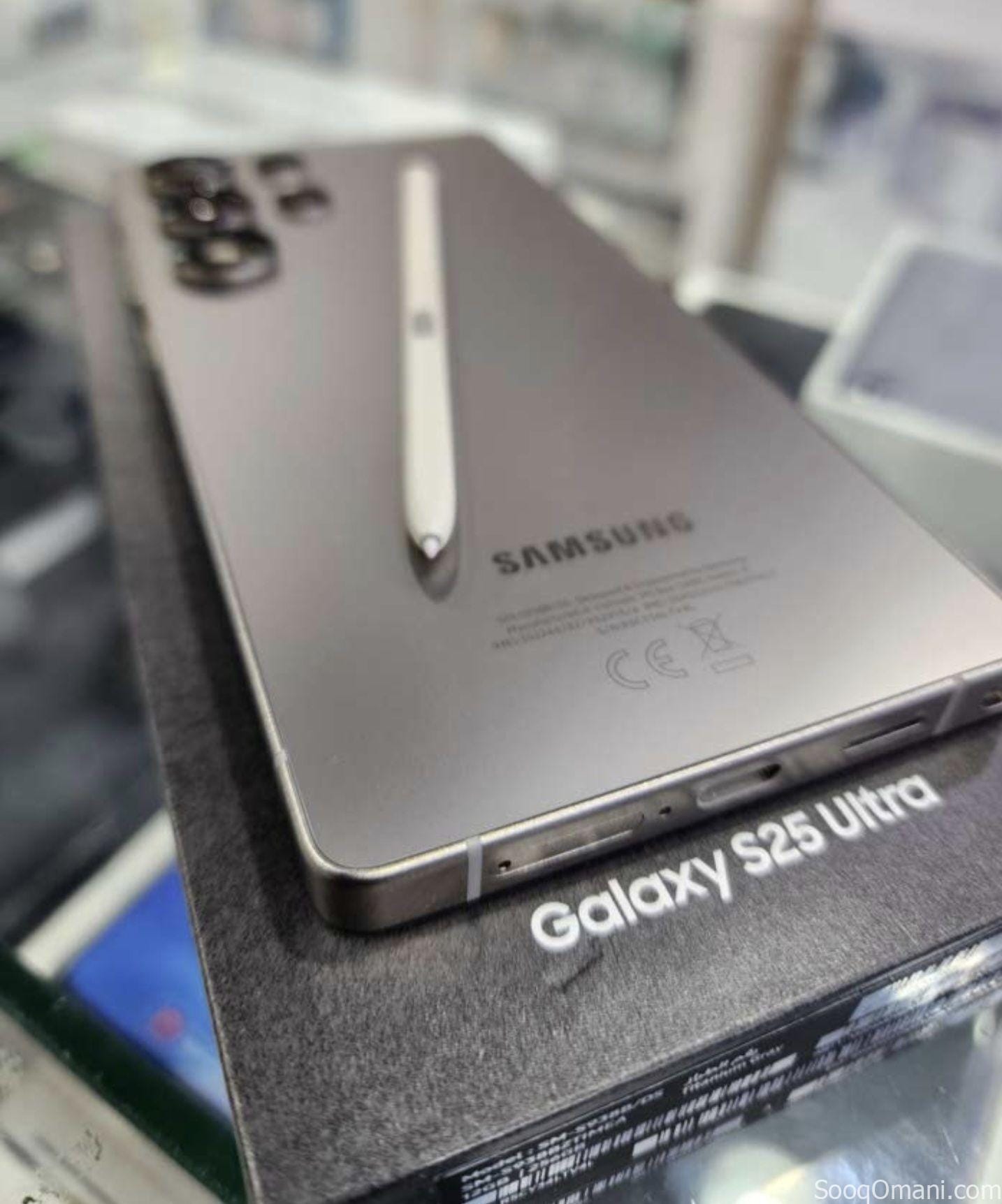 جالكسي S25 الترا G5 الذاكرة GB512 رام 12 مستعمل