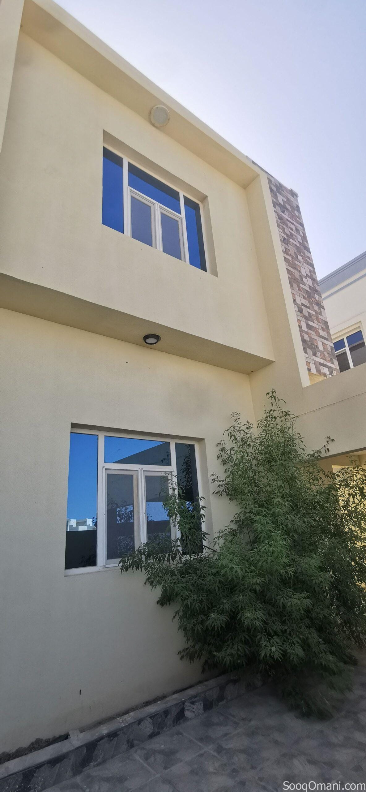 Luxury villa for sale in Bousher Al Awabi, area 421 meters