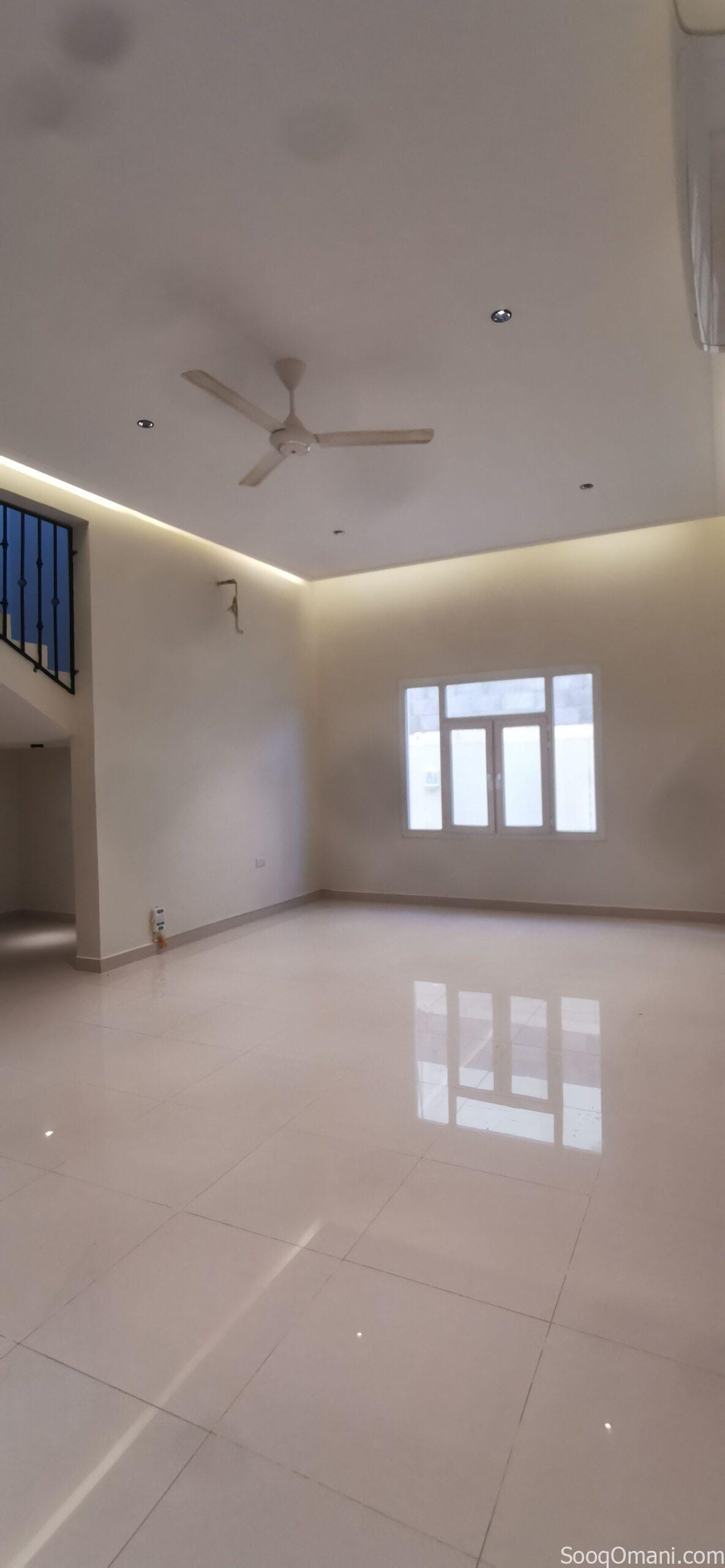 Luxury villa for sale in Bousher Al Awabi, area 421 meters