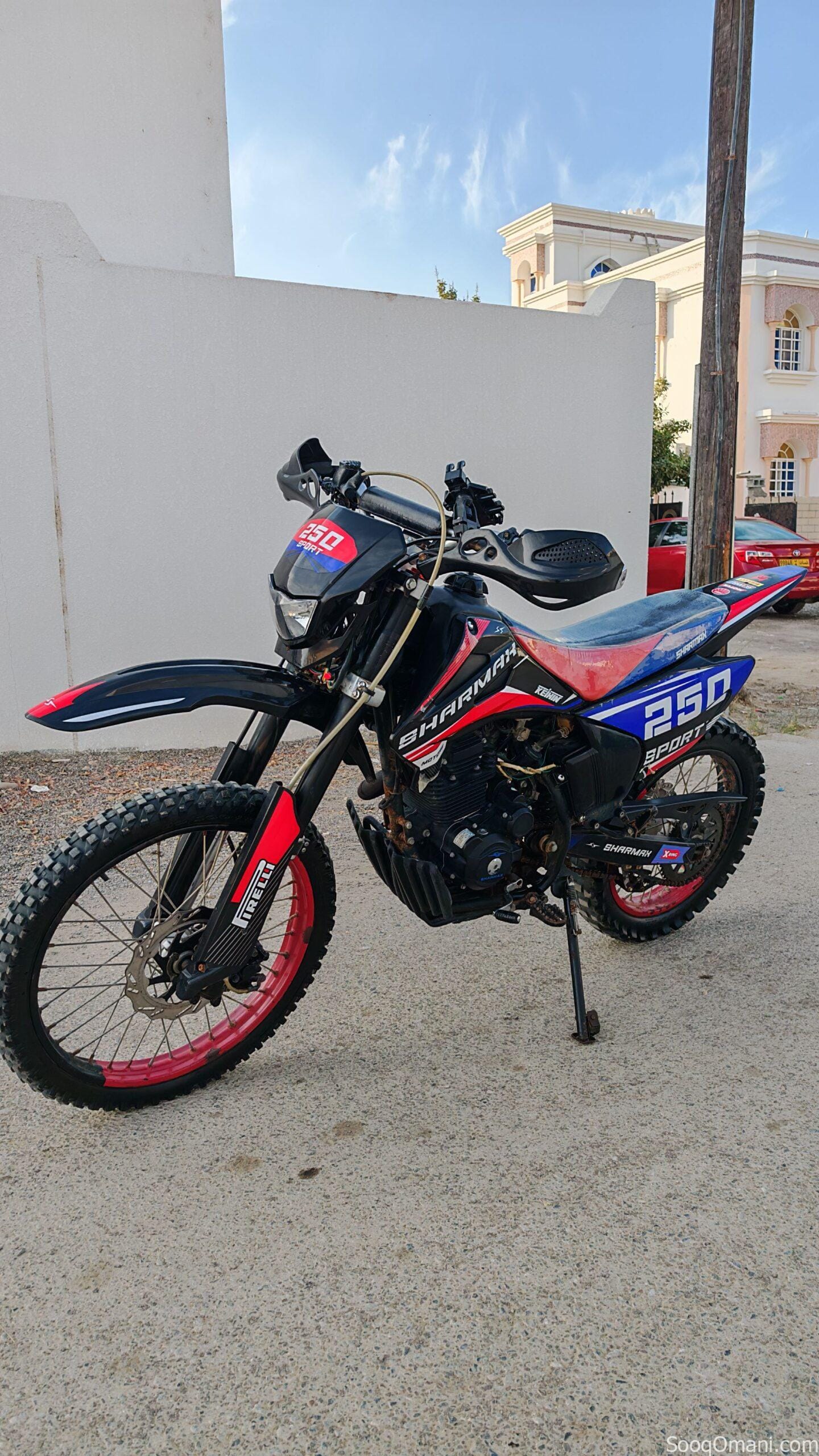 دراجة نارية للبيع