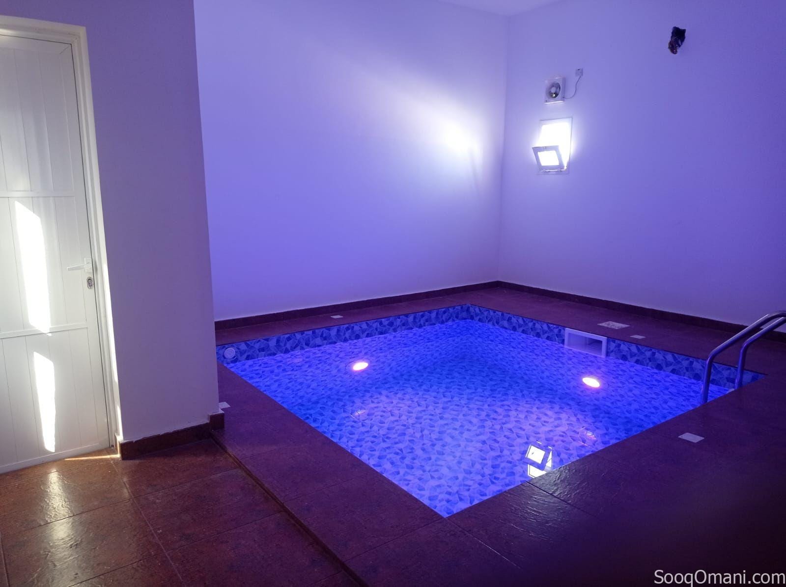 استراحة مصرحة من وزارة السياحة مقابل الشارع البحري بالمصنعه للبيع