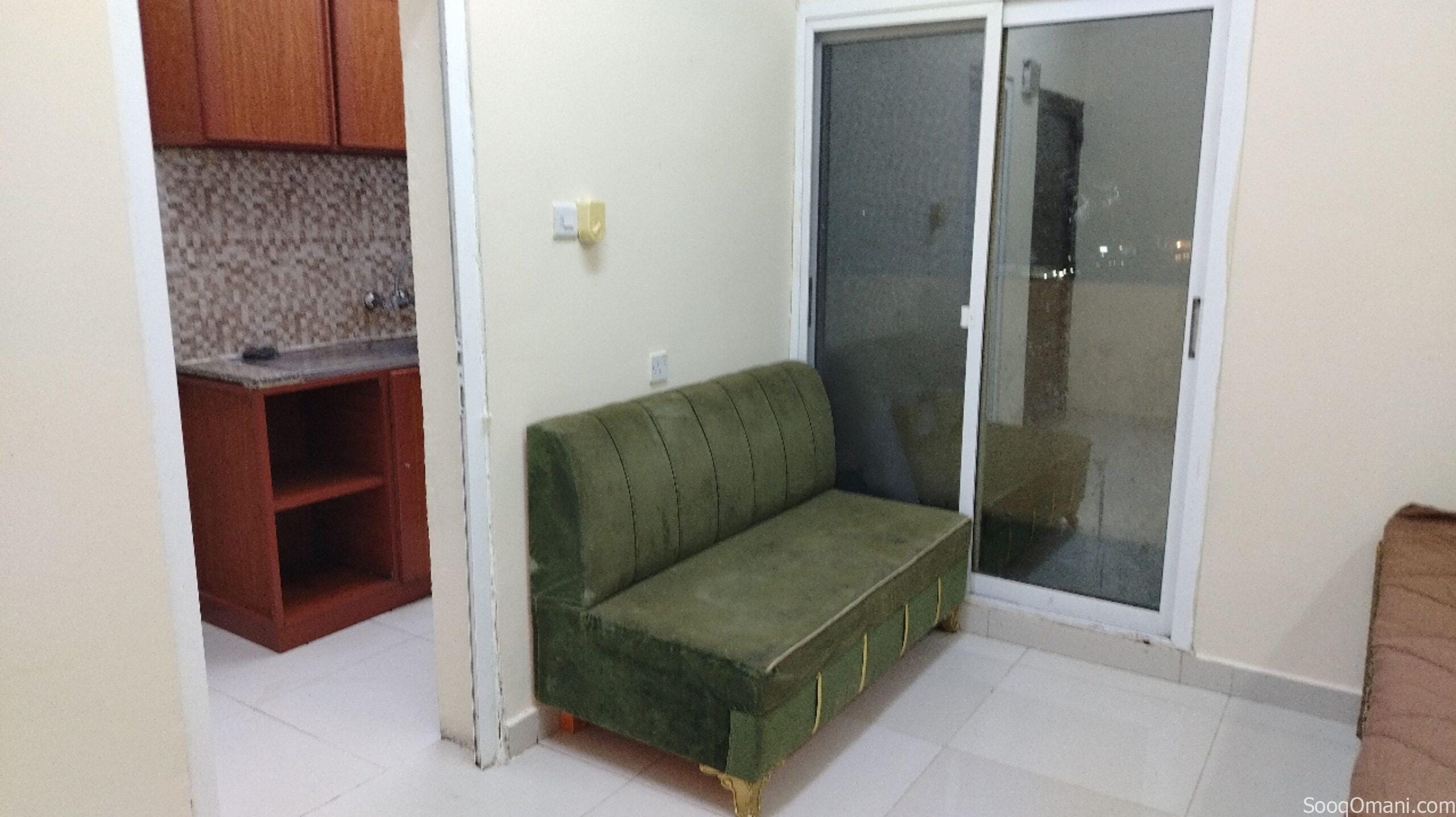 غرفه ودورة مياه بمطبخ بمقدم شهرين وبدون عقد