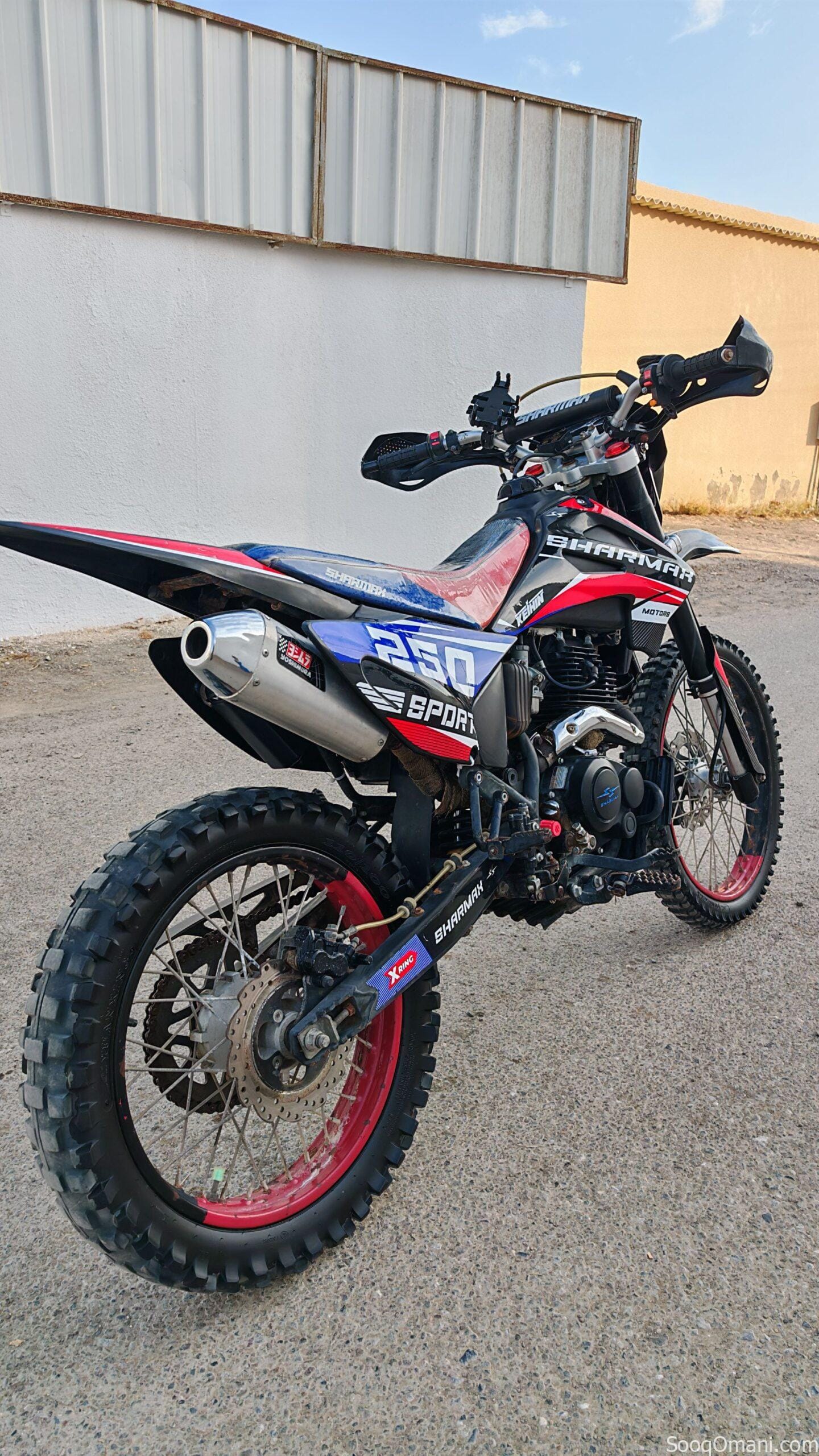 دراجة نارية للبيع