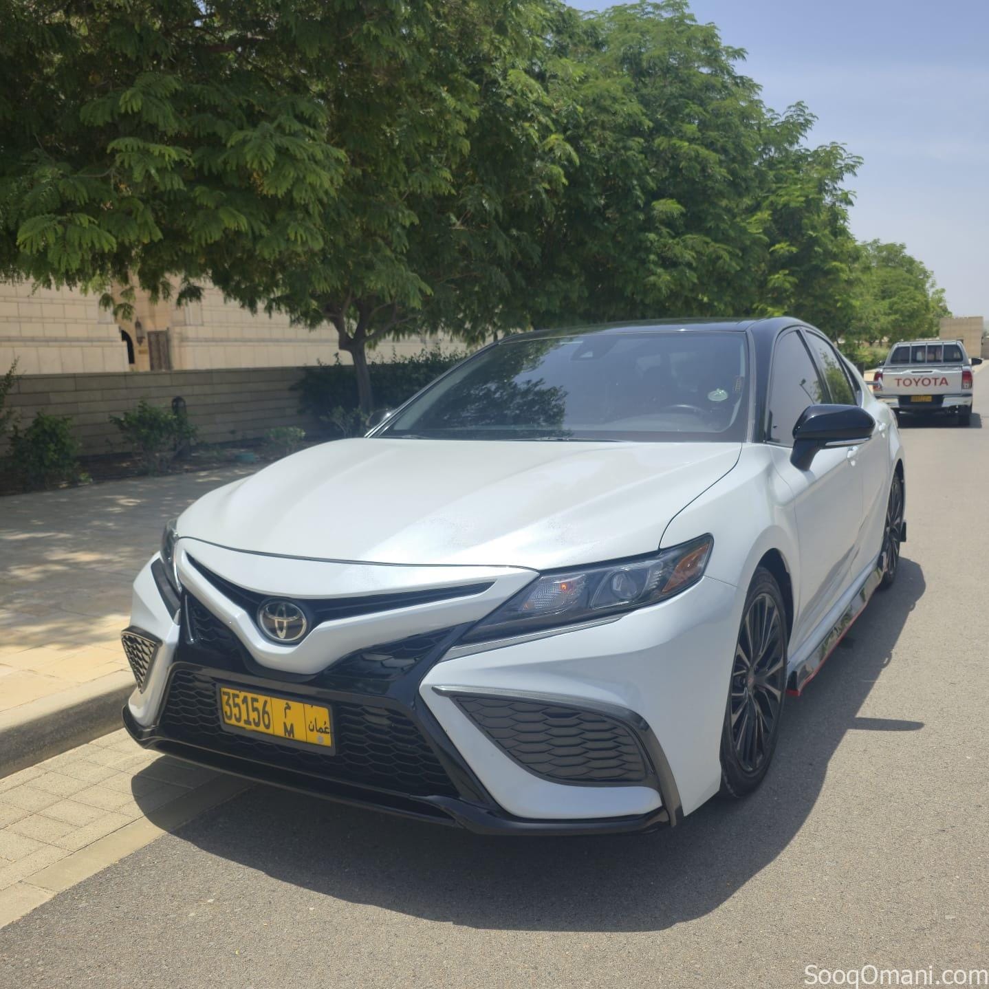 للفخامة والتميز عنوان كامري TRD 2022 للبيع