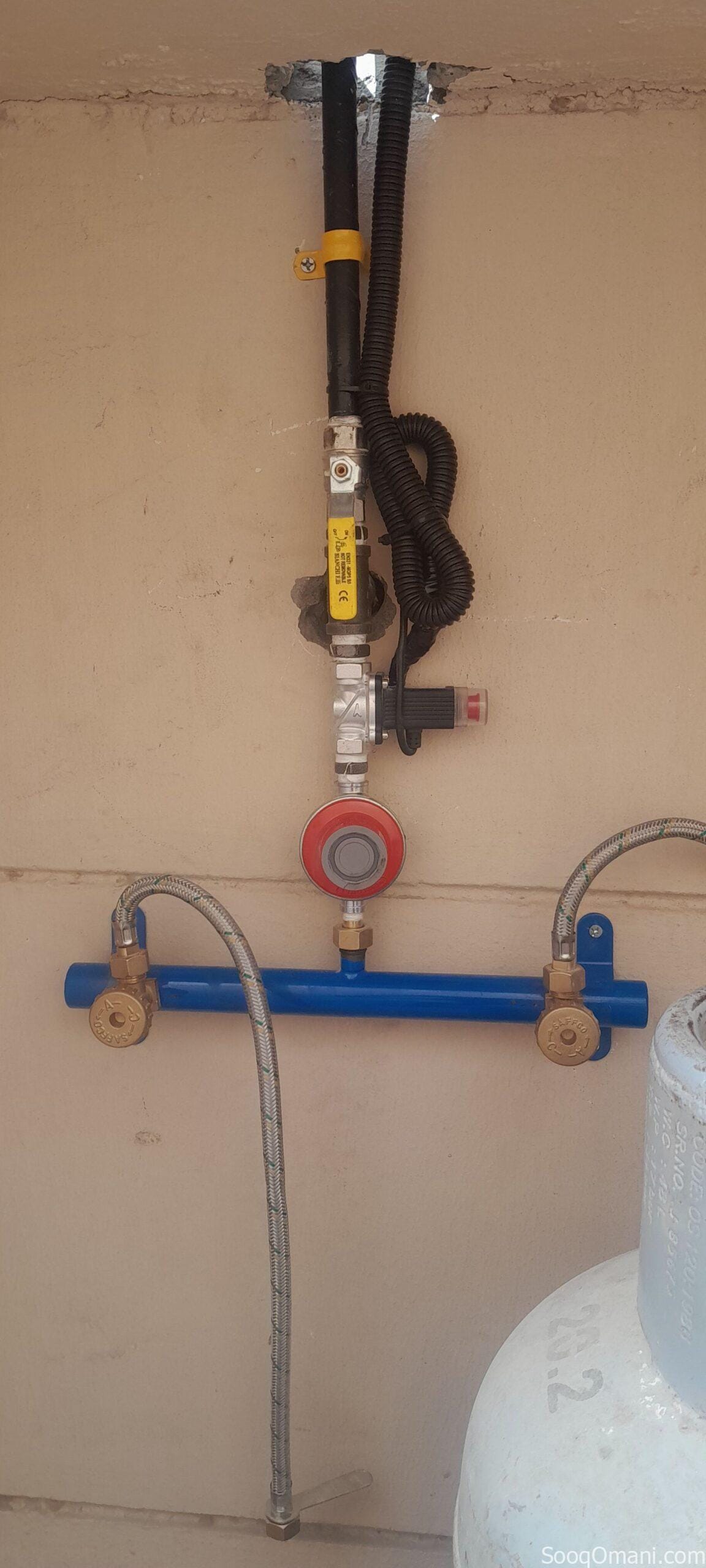 Gas pipe line instillations work house coffee shop restaurant cafe villa market inside good service