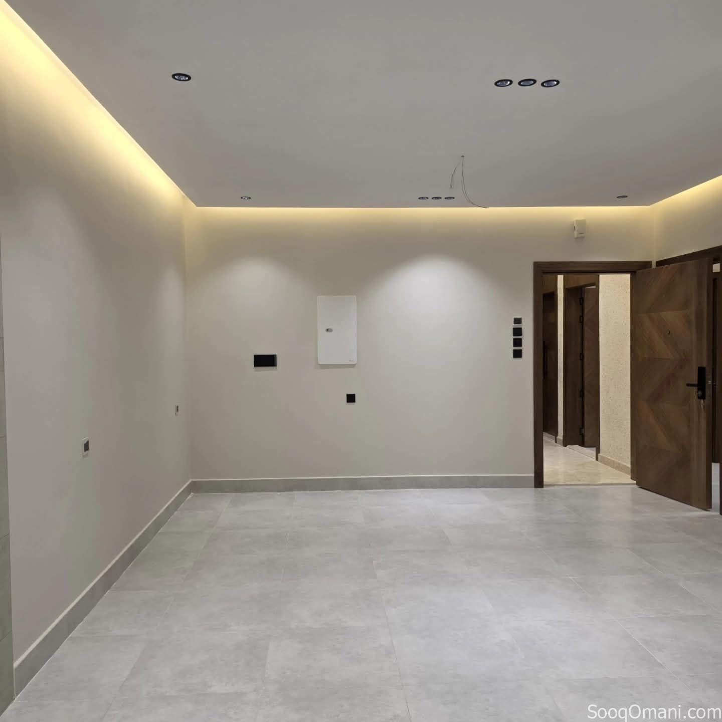 شقة للايجار في مسقط الخوض 165 ريال