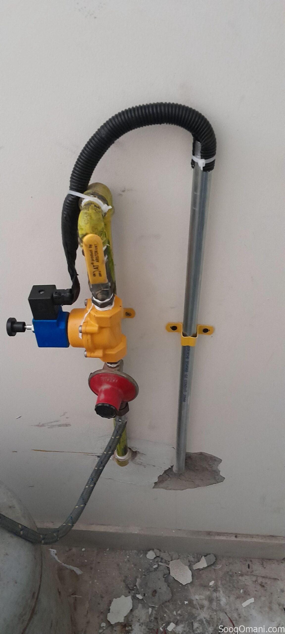 Gas pipe line instillations work house coffee shop restaurant cafe villa market inside good service